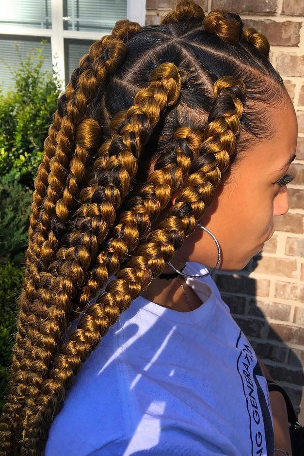 25 Beautiful Black Women Show Us How To Slay In Jumbo Braids
